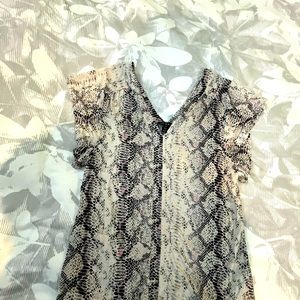 Leopard summer top